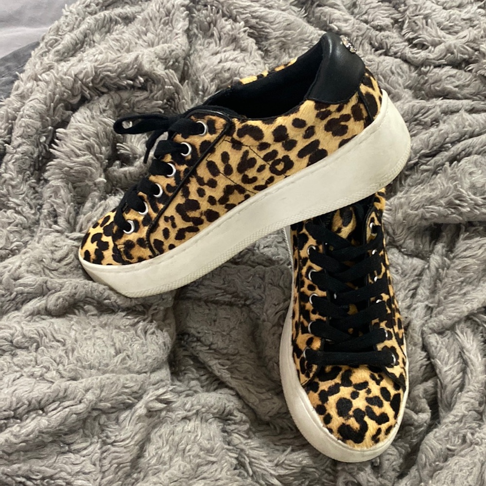 Steve Madden Cheetah Pony Hair Platform Sneakers size 6